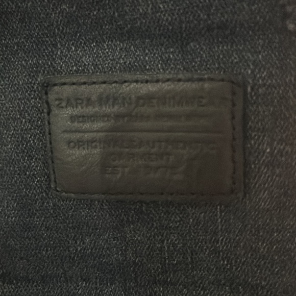 Zara Black Slim ripped jeans with button zipper - Picture 3 of 5